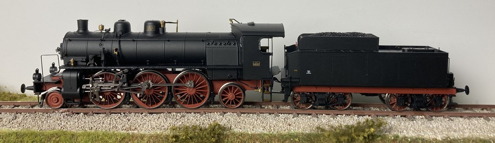 OSKAR OS1680 FS LOCOMOTIVA GR 680.037